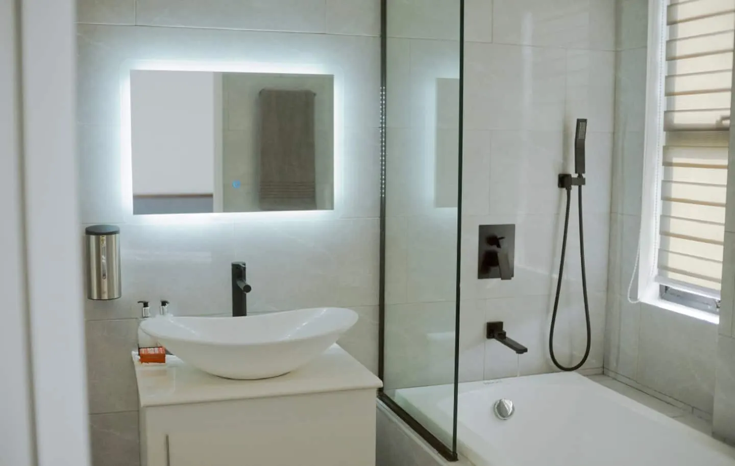Modern bathroom