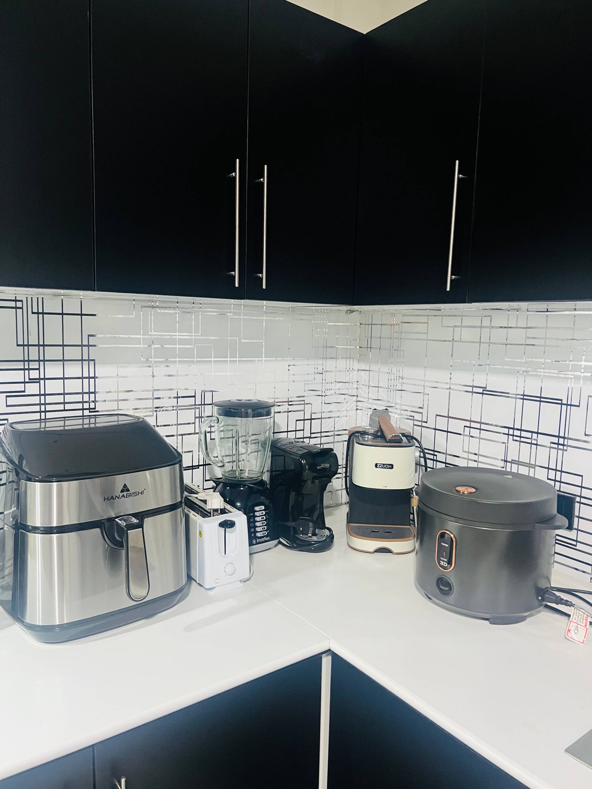 Countertop appliances — air fryer, coffee maker, rice cooker